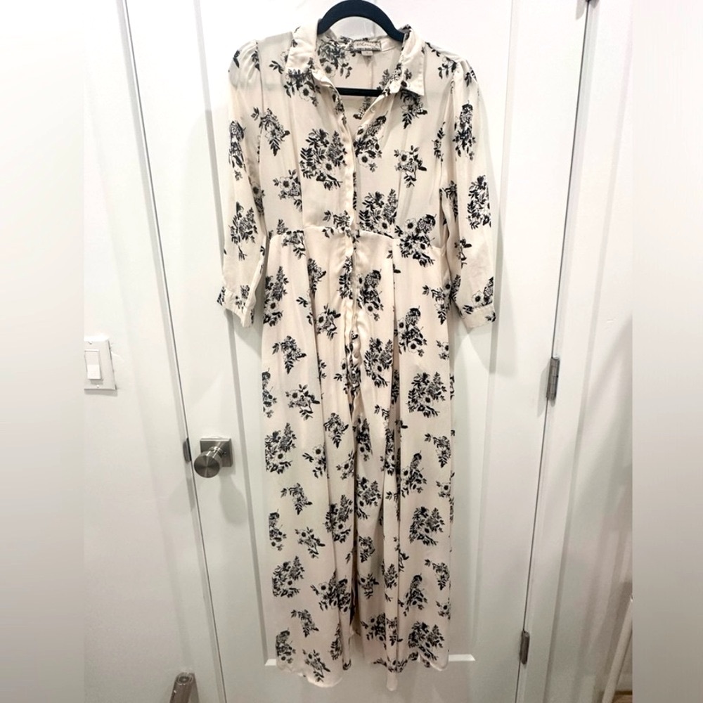 Vintage Cream & Black floral print button down shirt dress Size Small Midi Maxi